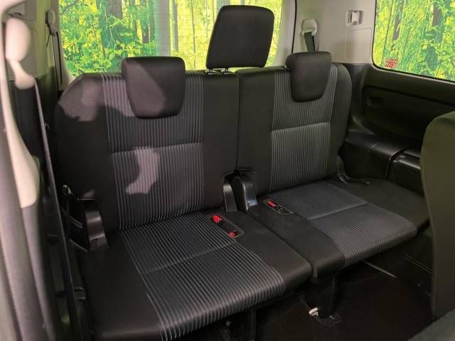 Toyota VOXY 2014-11 180851-10