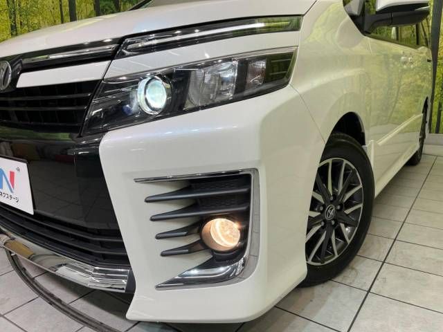 Toyota VOXY 2014-11 180851-12