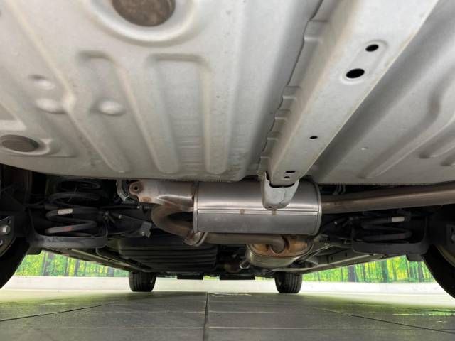 Toyota VOXY 2014-11 180851-19