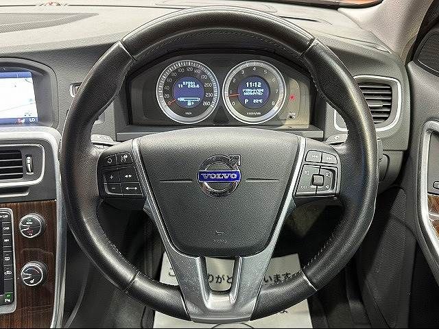 Volvo S60 2013-06 26008-12
