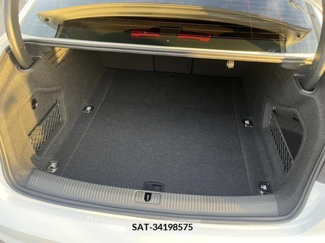 Audi A4 2021-01 346919-17