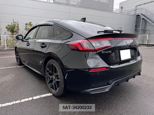 Honda CIVIC 2023-03 212928-4