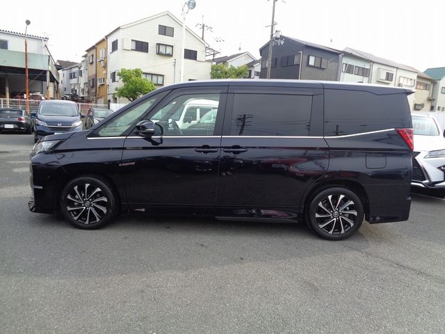 Toyota NOAH 2022-10 187459-28