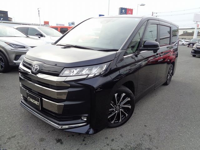 Toyota NOAH 2022-10 187459-0