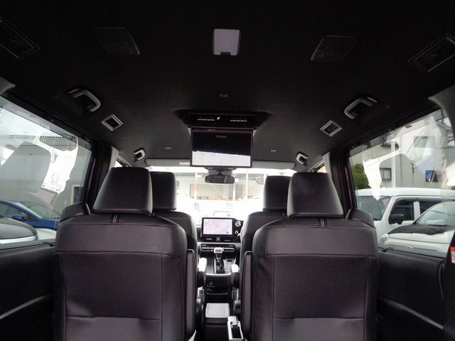 Toyota NOAH 2022-10 187459-19