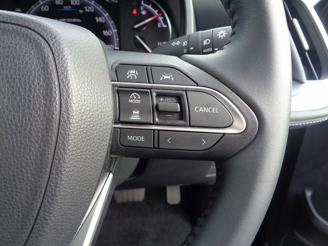 Toyota NOAH 2022-10 187459-21