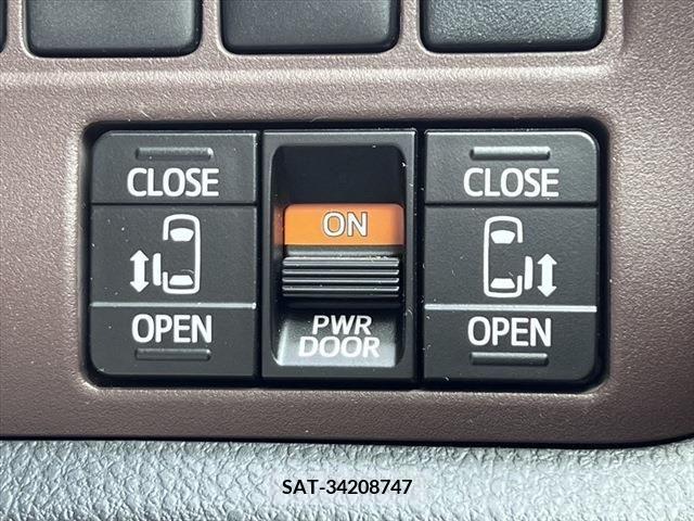 Toyota ESQUIRE 2014-12 350094-5