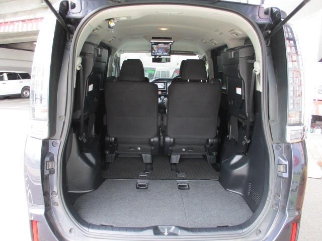 Toyota VOXY HYBRID 2015-01 3965-18