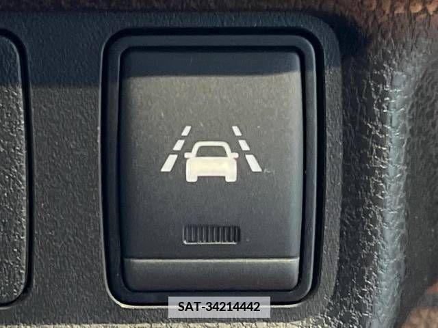 Nissan NOTE 2016-11 365496-6