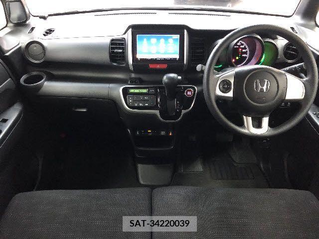Honda N BOX 2017-05 237163-1