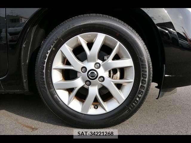 Nissan NOTE 2018-08 205560-7