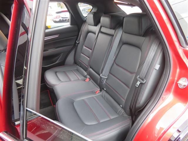 Mazda CX-5 2023-01 23293-8