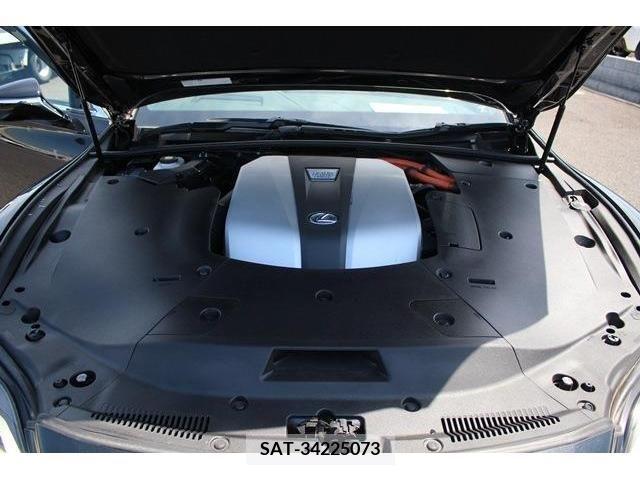 Lexus LS 2021-03 304745-19