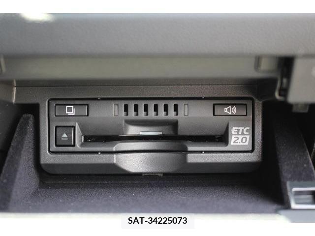Lexus LS 2021-03 304745-7