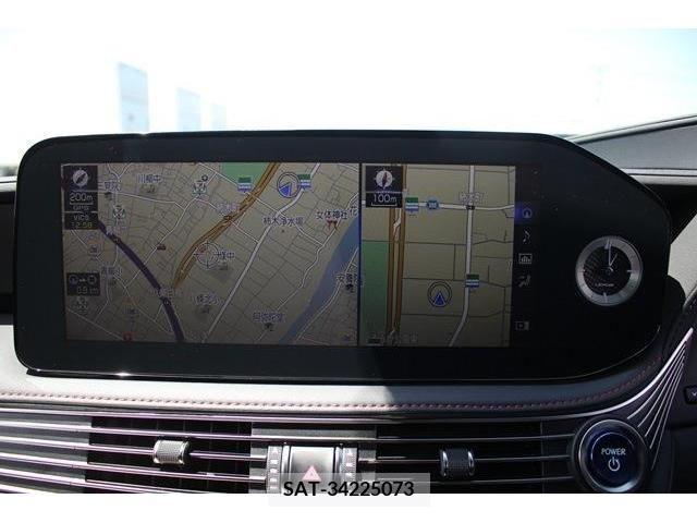 Lexus LS 2021-03 304745-2
