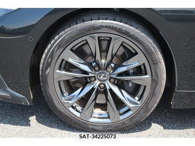 Lexus LS 2021-03 304745-12
