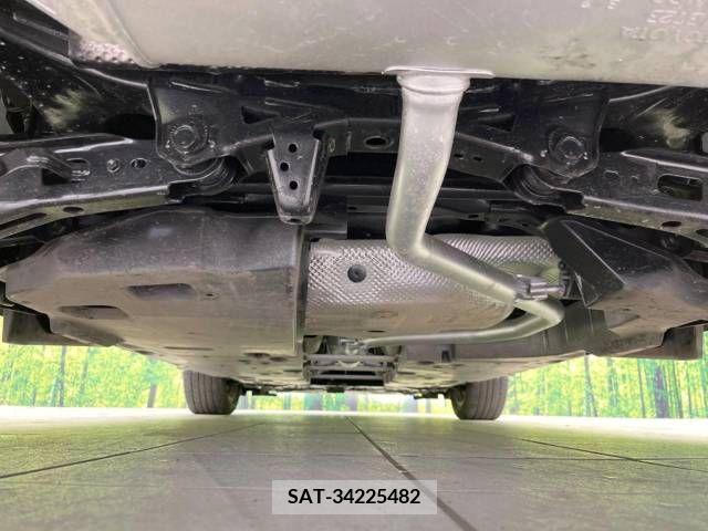 Toyota C-HR 2018-03 295007-19