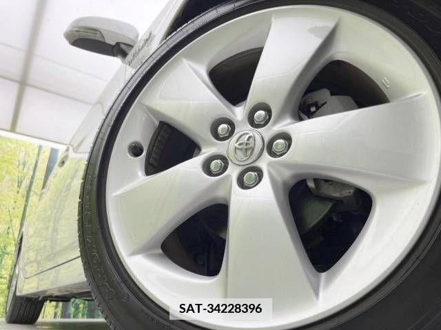 Toyota PRIUS 2013-12 378195-13