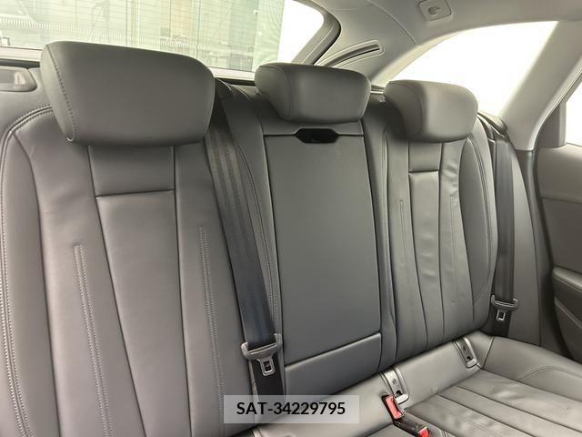 Audi A4 2022-07 261024-14