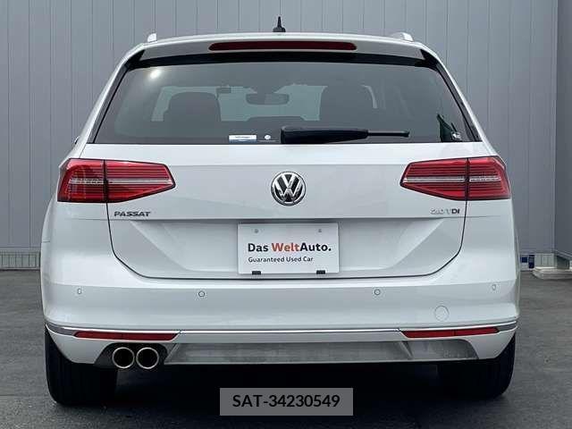 VolksWagen PASSAT VARIANT 2019-08 377090-5
