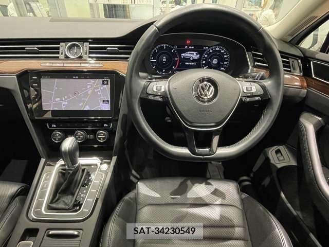 VolksWagen PASSAT VARIANT 2019-08 377090-19