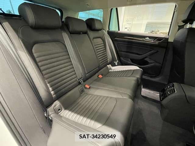 VolksWagen PASSAT VARIANT 2019-08 377090-16