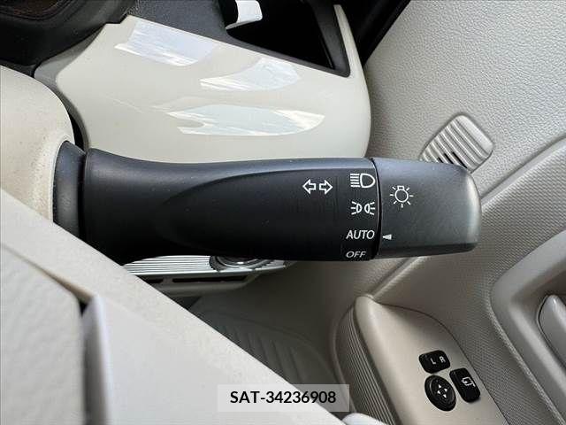 Suzuki SPACIA 2019-09 345178-24