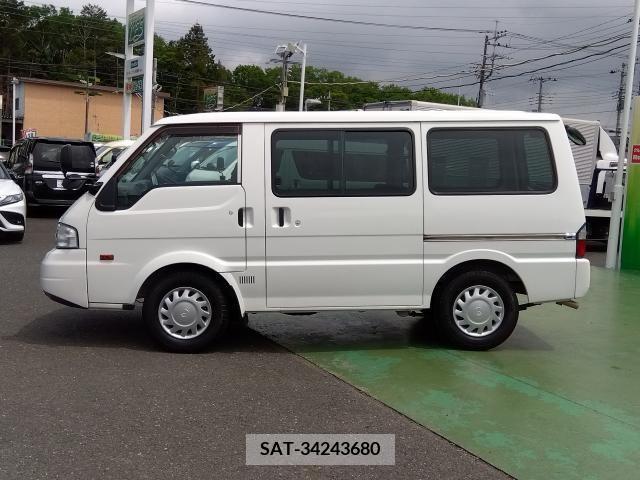 Mazda BONGO VAN 2018-04 294311-1