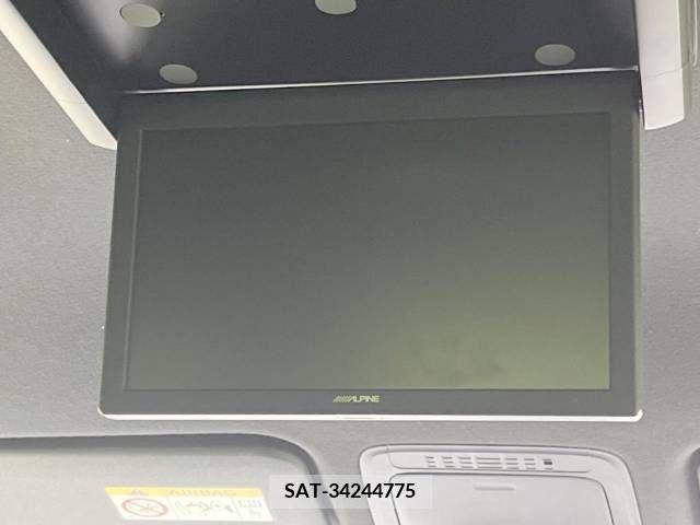 Toyota VOXY 2018-10 321594-3
