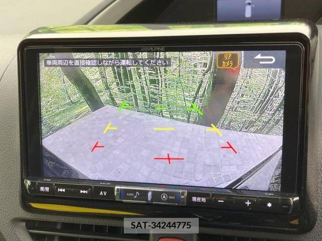 Toyota VOXY 2018-10 321594-5