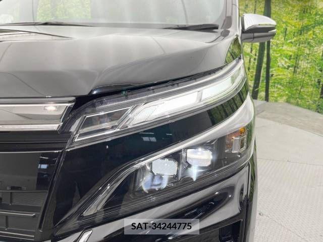 Toyota VOXY 2018-10 321594-15