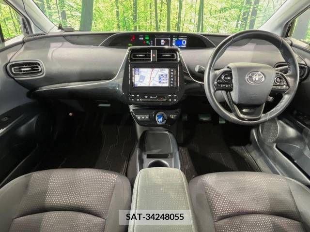 Toyota PRIUS 2019-03 282075-1