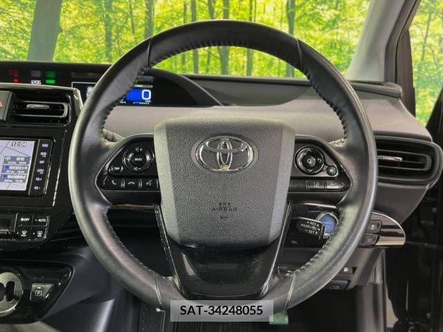 Toyota PRIUS 2019-03 282075-11