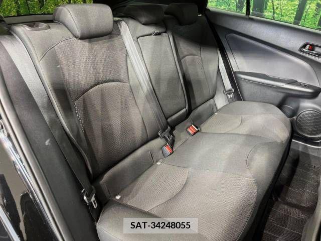 Toyota PRIUS 2019-03 282075-9