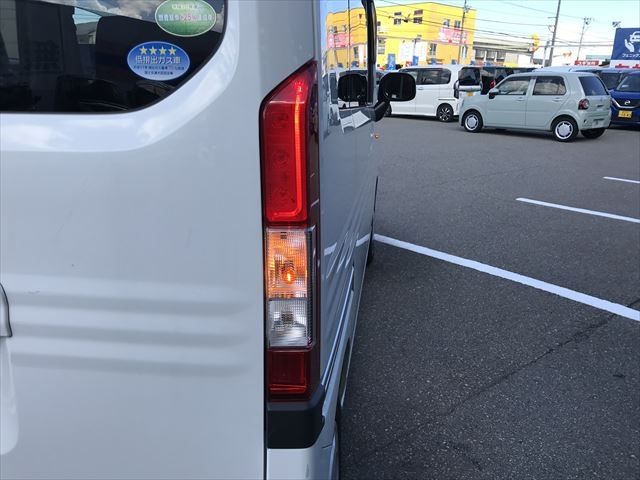 Honda N-VAN 2019-09 17433-5
