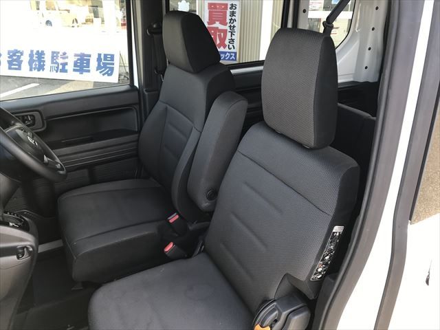Honda N-VAN 2019-09 17433-11
