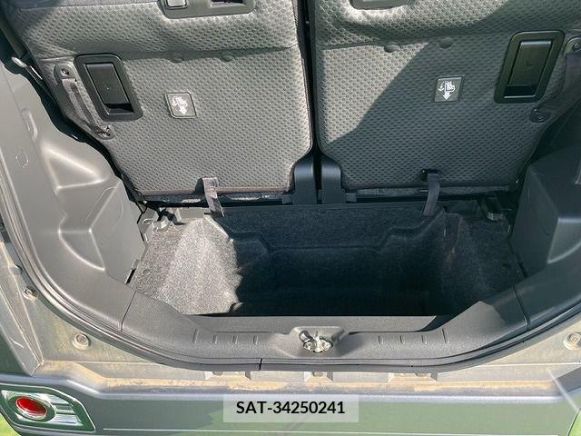 Daihatsu WAKE 2020-01 202350-15