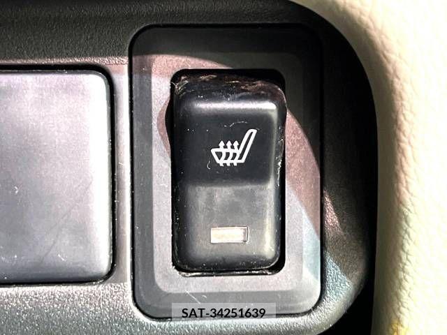 Mitsubishi EK WAGON 2016-08 300772-3
