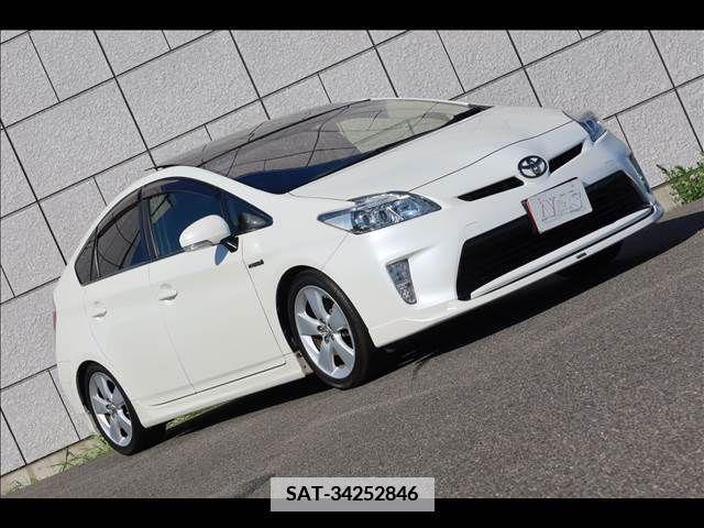 Toyota PRIUS 2014-07 366688-5