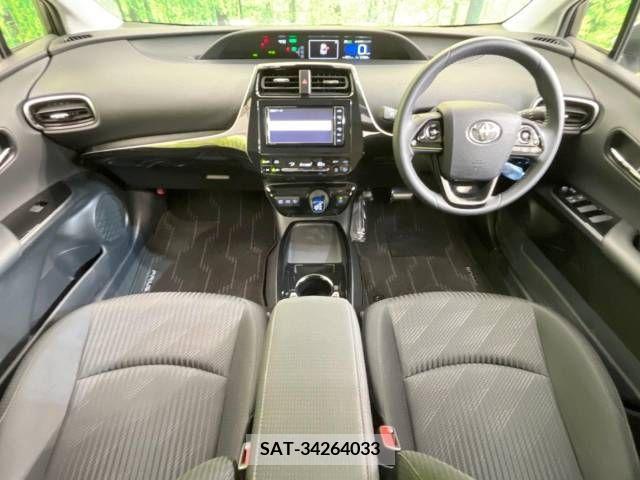 Toyota PRIUS 2019-03 281786-1