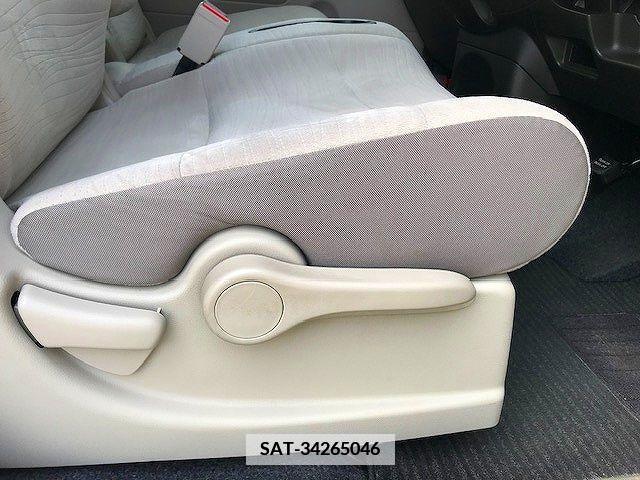 Nissan CUBE 2011-07 377446-23