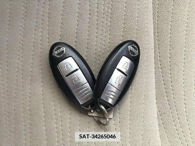Nissan CUBE 2011-07 377446-22