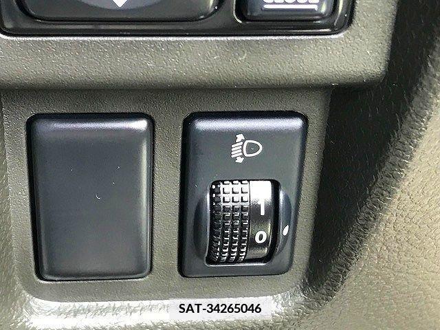 Nissan CUBE 2011-07 377446-15