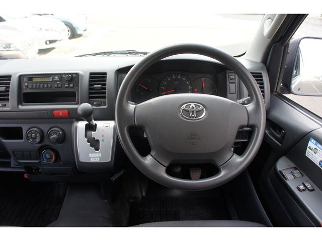Toyota REGIUSACE VAN 2017-01 193110-14