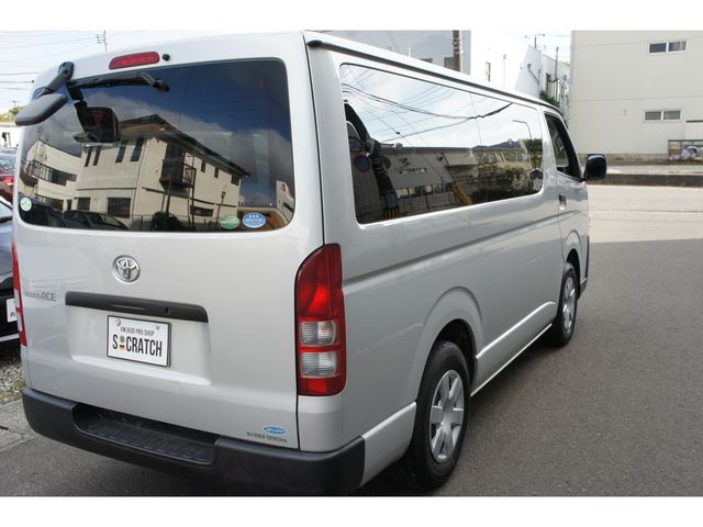 Toyota REGIUSACE VAN 2017-01 193110-18