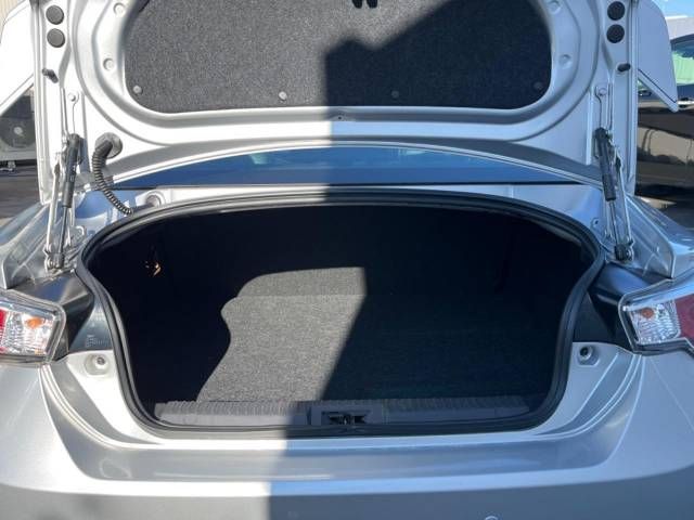 Subaru BRZ 2012-07 196256-11
