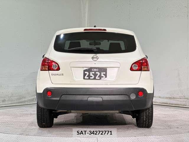 Nissan DUALIS 2011-08 231636-9