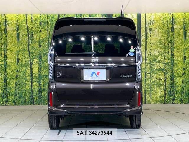 Honda N BOX CUSTOM 2018-01 209742-15
