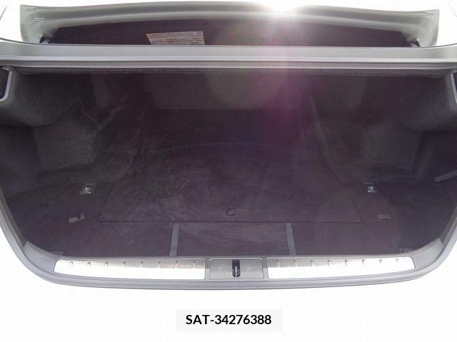 Lexus LS 2018-01 219332-7