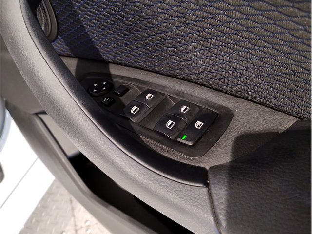 Bmw X1 2017-06 181621-22